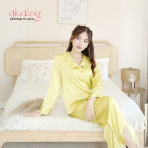 Bo-Pijama-dai-co-sen-mau-vang